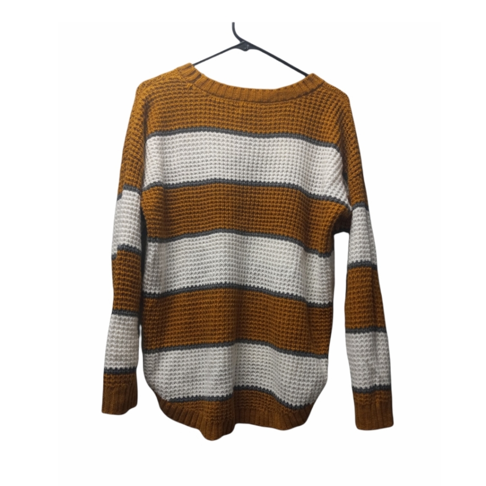 Two  So Sweaters - Picture 2 of 10